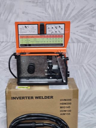 Soldadora Inverter Hitbox MIG 140A