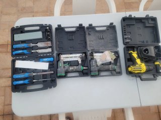 Juego herramientas: pistola pines, formones, atorn
