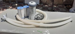 Piscina desmontable. Estructura sin lona.