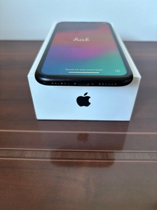 iPhone XR 128GB Negro + Funda + Cargador