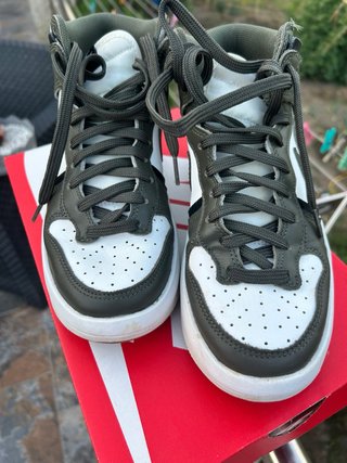 Nike Dunk High Up Mujer Talla 37.5 Verde Militar