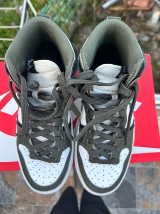 Nike Dunk High Up Mujer Talla 37.5 Verde Militar