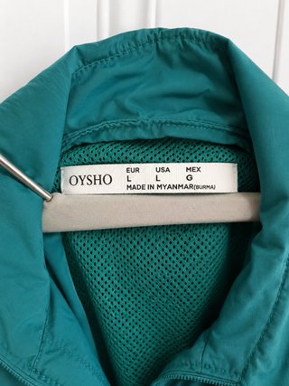 Cortavientos Oysho verde azulado