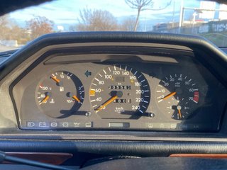 Mercedes-Benz 300E 1992
