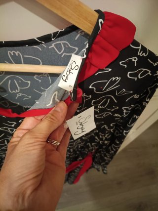 Vestido Sabay negro y rojo