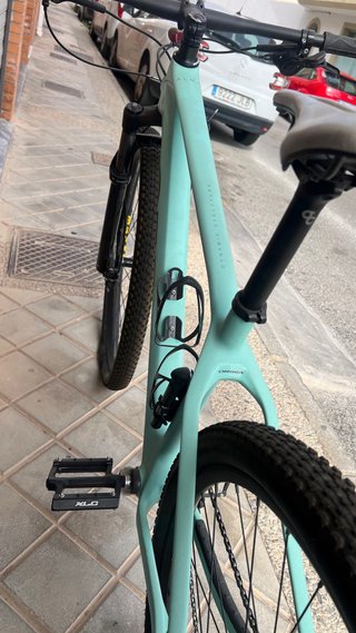 Bicicleta Orbea Alma M30 Carbono MTB