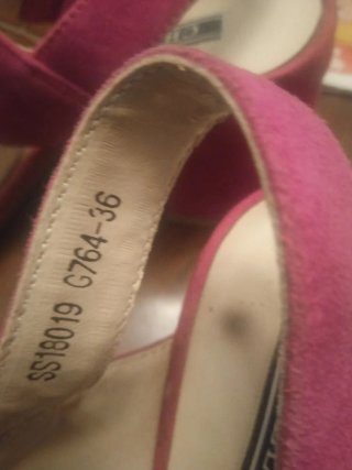 Zapatos de tacón Chille rosas