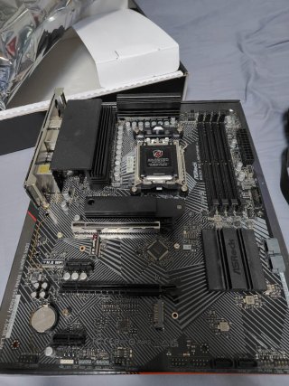 Placa Base ASRock B650 PG Lightning AM5