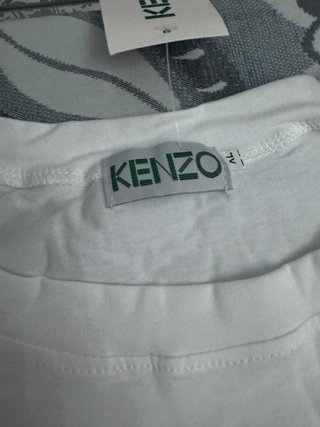 Conjunto Kenzo Camiseta Blanca y Pantalón Negro