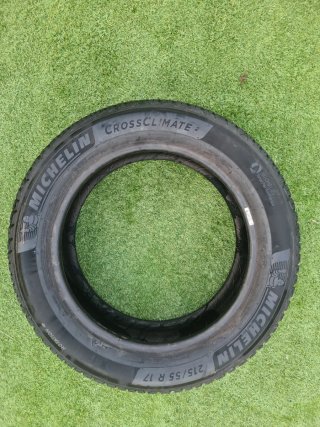 2 o 4 Neumáticos de ocasion Michelin 215/55/17 94V