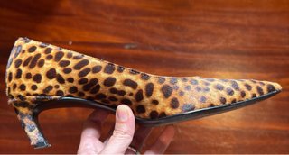 Zapatos tacón estampado animal print