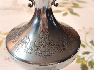 Vaso in argento decorato
