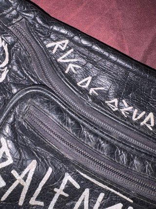 Riñonera Balenciaga Graffiti Explorer Negra