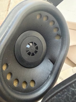 Auriculares AKG K120 Negros