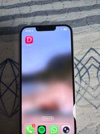 iPhone 16