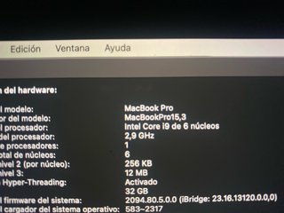 MacBook Pro 2018 da 15” Grigio/Argento