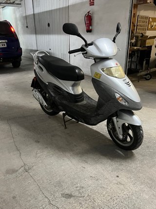 Kymco Movie XL 125 Scooter Plata