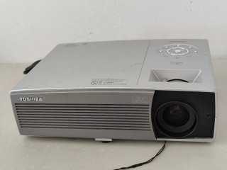 Proyector Toshiba TDP-T100