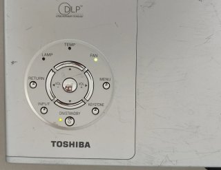 Proyector Toshiba TDP-T100