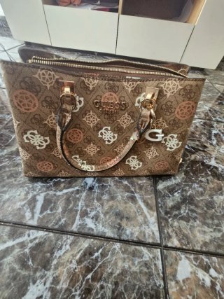 Bolso Guess Beige