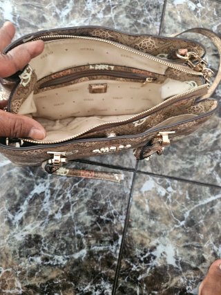 Bolso Guess Beige