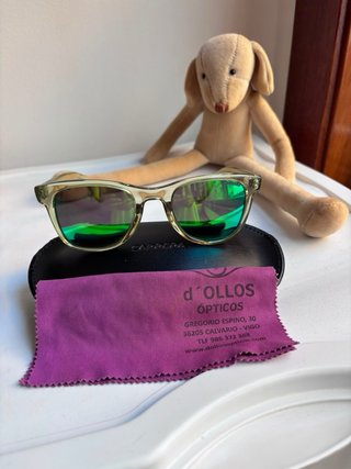 Gafas de sol Carrera doradas y verdes