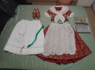 Traje de Fallera Rojo Niña