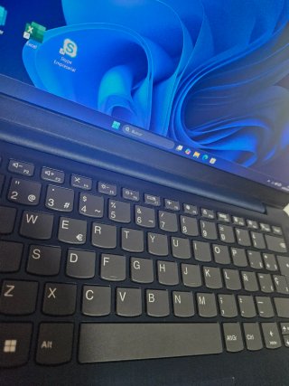 Portátil Lenovo Negro