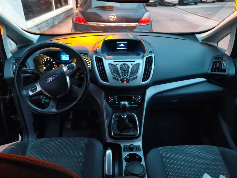 Ford C-MAX 2013 - foto 1