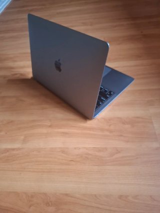 MacBook Air 13 M1 256GB + Apple Care