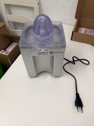 Exprimidor Eléctrico Naranjas Russell Hobbs