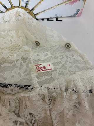 Vestido de encaje para muñeca Famosa