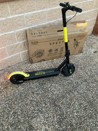 Patinete Eléctrico Olsson Spectre Negro/Amarillo