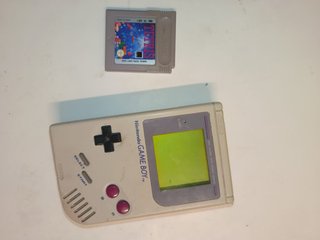 Nintendo Game Boy con Tetris