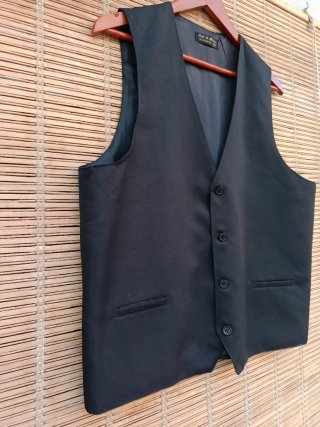 Chaleco Luigi & Uliana Talla 54 Negro