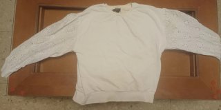 Camiseta blanca bordada talla S