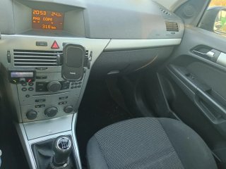 Opel Astra 2007