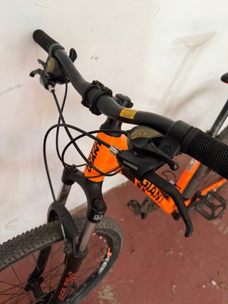 Bicicleta Giant ATX MTB Arancione