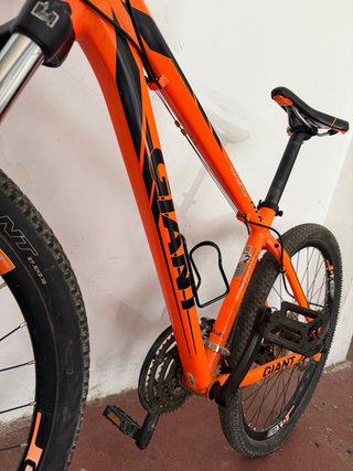 Bicicleta Giant ATX MTB Arancione