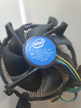 Placa Base Gigabyte GA-H110N-CF + Intel i5-7500