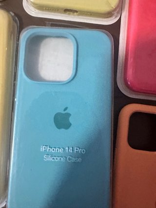 Cover Apple Rosse, Blu e Arancioni