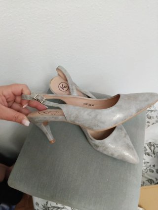 Zapatos plateados tacón bajo talla 41