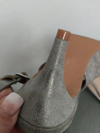 Zapatos plateados tacón bajo talla 41