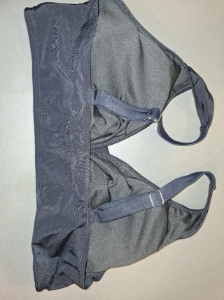Top bikini negro