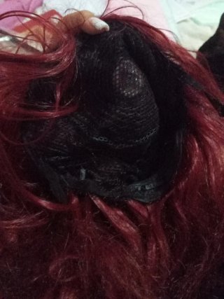 Peluca muy larga roja oscura