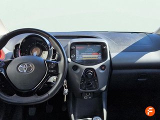 Toyota Aygo 1.0 70 x-play
