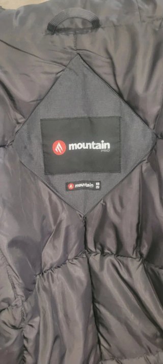 Abrigo Mountain Pro gris Talla M
