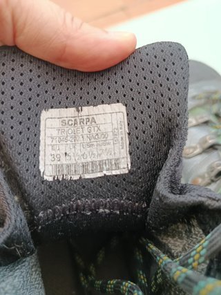 Botas Scarpa semirrigidas. Talla 39. Gore-Tex.