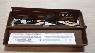 Pluma Cross Nueva