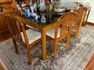 Mesa de comedor con 6 sillas